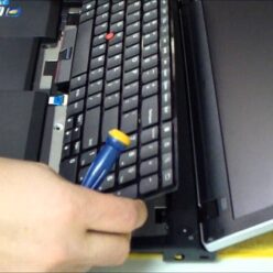 Thay bàn phím laptop